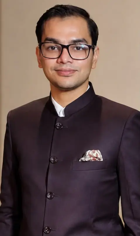 Pranshu Agarwal - Co-Founder & Director